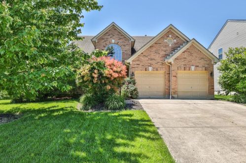6853 Knox Ln, New Haven, OH 45030-7513