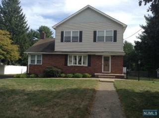 186 Hollywood Ave, Fairfield, NJ 07004-1351