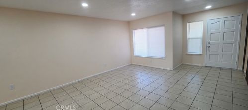 14375 Manzanita Rd, Victorville, CA 92395-4522