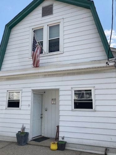 805 Oak St, Covington, KY 41016-1351