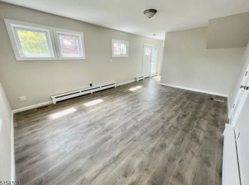 151 Grant Ave, Paterson NJ  07512-2576 exterior