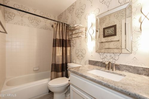 10217 Hercules Dr, Chandler AZ  85248-7616 exterior