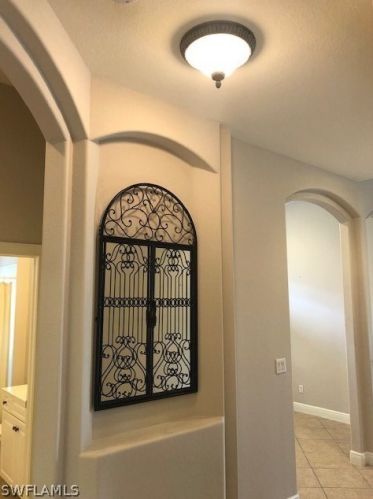 8631 Ibis Cove Cir, Naples, FL 34119-7728