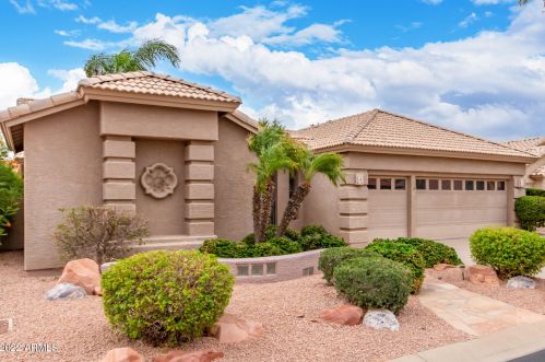 10628 Halley Dr, Chandler, AZ 85248-7798