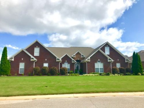 314 Wheaton Dr, Florence, AL 35633-1740