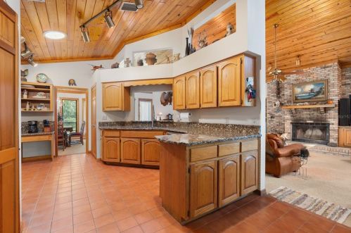 4858 Apopka Vineland Rd, Orlando FL 32818-8431 exterior