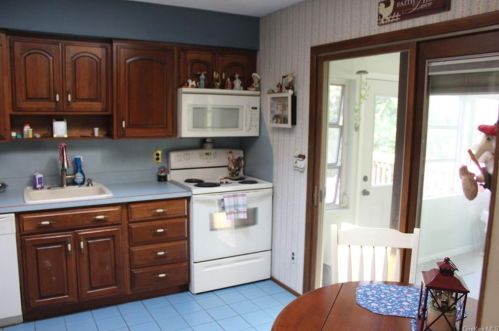 31 Woodland Rd, Highland Mills NY  10930-2948 exterior