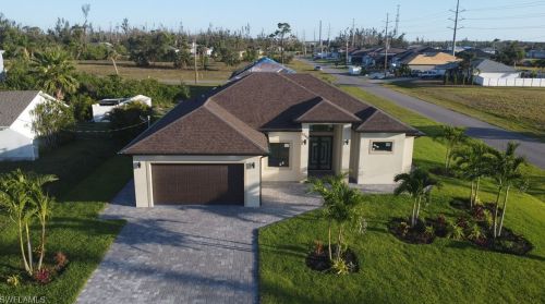 2244 2nd Ter, Cape Coral, FL 33990-1405