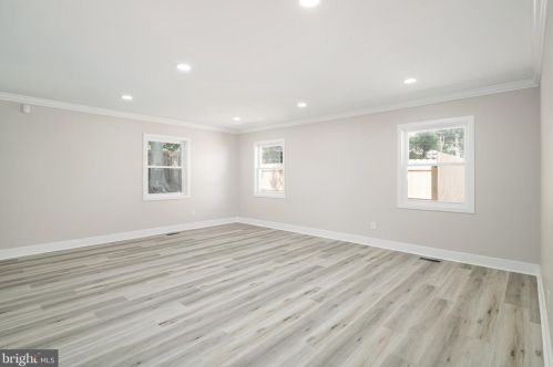 111 Niagara Ln, Willingboro NJ  08046-1224 exterior