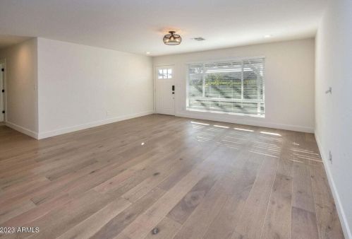 8106 Cypress St, Scottsdale AZ  85257-2815 exterior