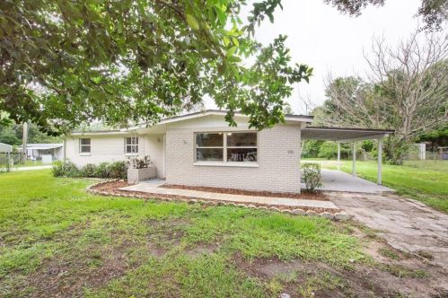 9741 Fowler Ave, Thonotosassa FL  33592-3415 exterior