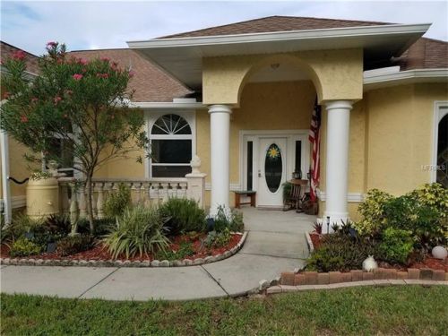 3150 Sandhill Dr, Tarpon Springs, FL 34691-2533