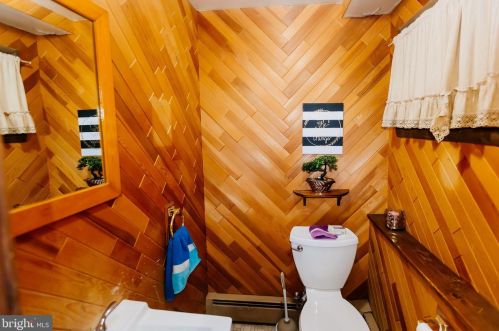 223 Meadow Dr, Yardley PA  19067-1311 exterior