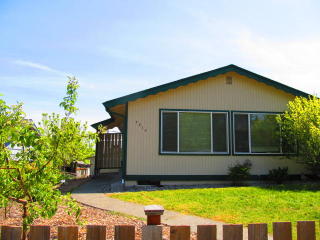 4815 Visscher St, Tacoma, WA 98407-2108