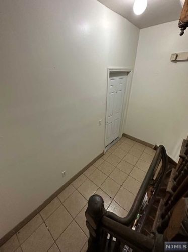 81 Paterson Ave, Paterson NJ 07522-1435 exterior