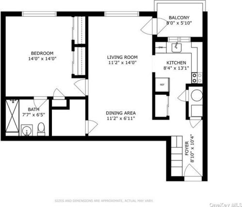 54 School St, Westbury NY  11590-4458 exterior