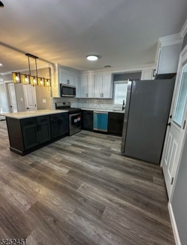 1029 Chandler Ave, Roselle NJ  07203-2746 exterior