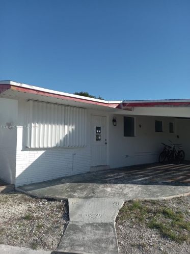 3717 Palmetto St, Summerland Key FL  33043-6121 exterior