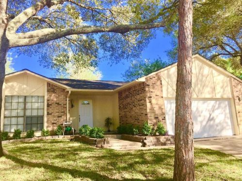 702 Jeff Davis Dr, Richmond, TX 77469-5706