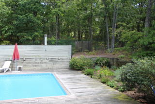 1705 Noyack Rd, South Hampton NY  11968-1430 exterior
