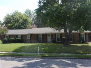 2011 Green Acres Dr, Montgomery, AL 36106-3404