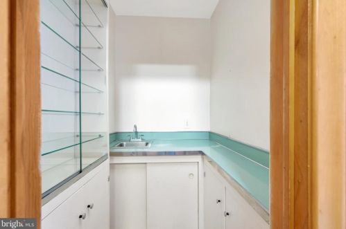 1200 Milltown Rd, Wilmington DE  19808-3004 exterior