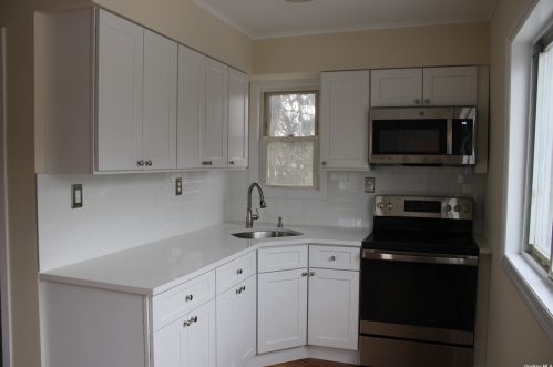249 4th St, West Islip NY  11795-1831 exterior