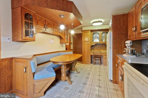 41 Blossom Ln, Schuylkill Haven PA  17972-1808 exterior