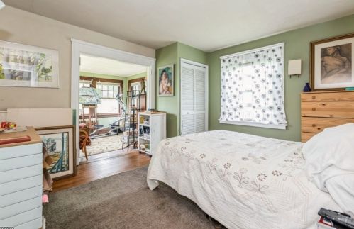 16 Godfrey Rd, Montclair NJ  07043-1310 exterior