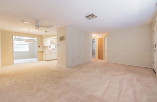 3249 Holiday Lake Dr, Tarpon Springs FL  34691-5013 exterior