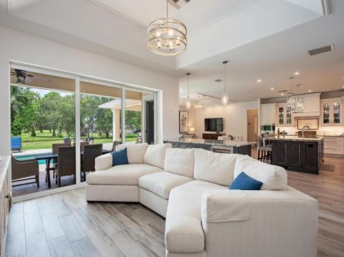 9351 Summer Pl, Naples, FL 34109-7316