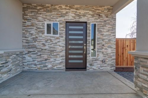 1916 Pine Meadow Dr, Santa Rosa CA  95403-1584 exterior