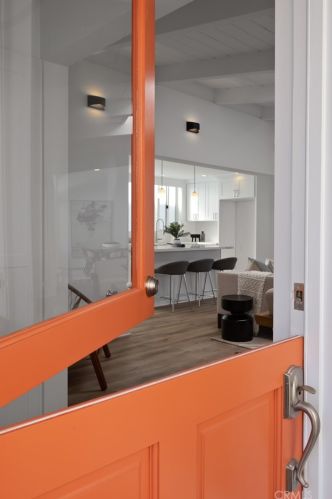 317 8th St, Manhattan Beach CA  90266-5629 exterior