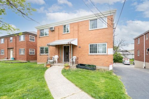 3925 Gatewood Ln, Cincinnati, OH 45236-3532