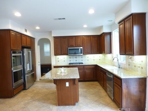25042 Crimson Lasso Dr, Wildomar CA  92595-7614 exterior