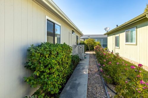 1328 Teal Ave, Lake Nacimiento CA  93446-4014 exterior