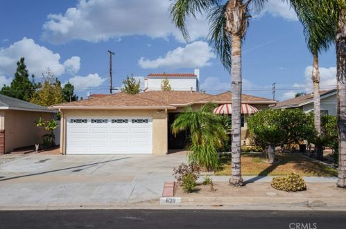 629 221st St, Long Beach, CA 90745-3210