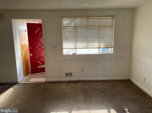 688 Nicholson St, Washington, DC 20011-6226
