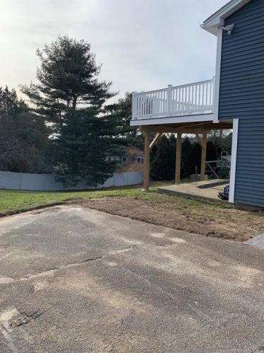 5 Sachem Rd, Groton CT  06340-5612 exterior