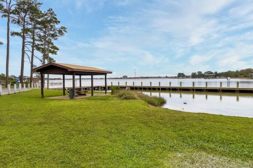 19 North Dr, Shalimar FL  32579-1017 exterior