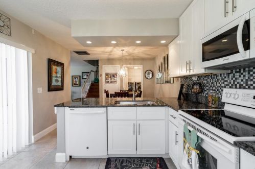 3313 Sunset Trace Cir, Palm City FL  34990-3062 exterior