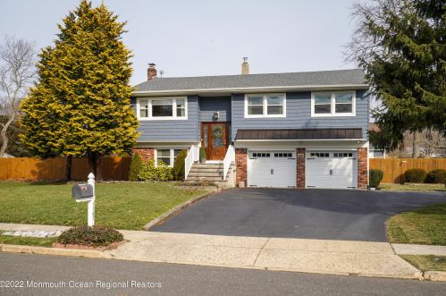 1167 Concord Dr, Bricktown, NJ 08724-1039