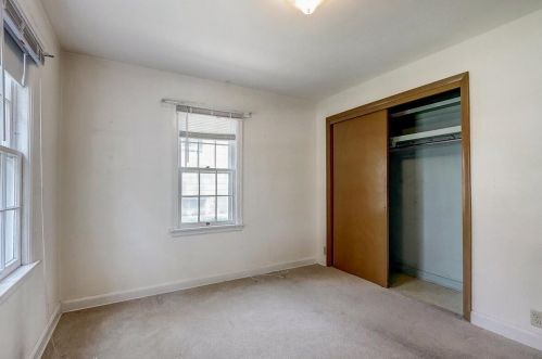 2442 67, Milwaukee WI 53214-1762 exterior