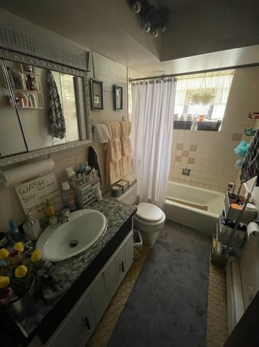 7031 Parrish Ave, Hammond IN  46323-2360 exterior