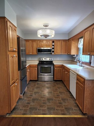 3611 Julie Dr, Franklin OH  45005-5015 exterior