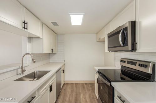 13407 8th St, Phoenix AZ  85022-5312 exterior