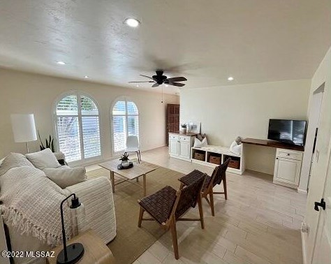 650 Richey Blvd, Tucson AZ  85716-5027 exterior