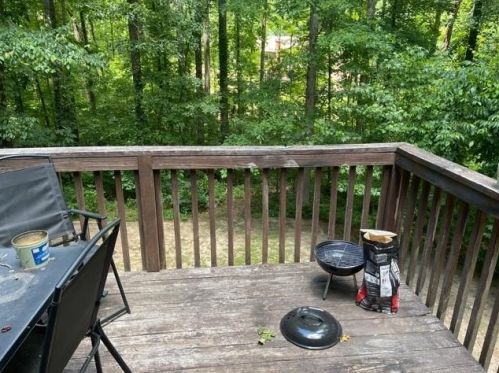 684 Raven Springs Trl, Stone Mountain GA  30087-4836 exterior