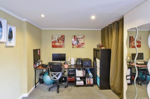 2634 Pacific Coast Hwy, Torrance CA  90505-7038 exterior