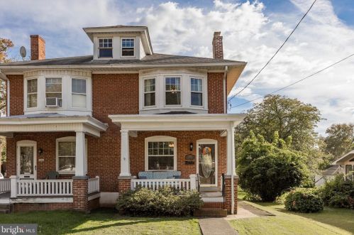 1256 Queen St, Pottstown, PA 19464-5832